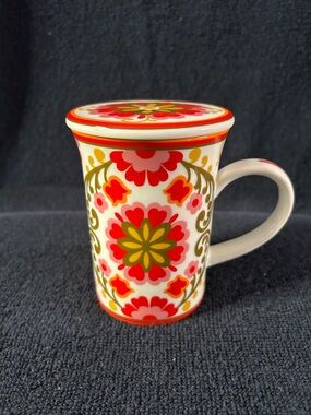 Vera Bradley Folkloric Pattern Ceramic Tea Coffee Mug with Lid Red, Olive, Pink